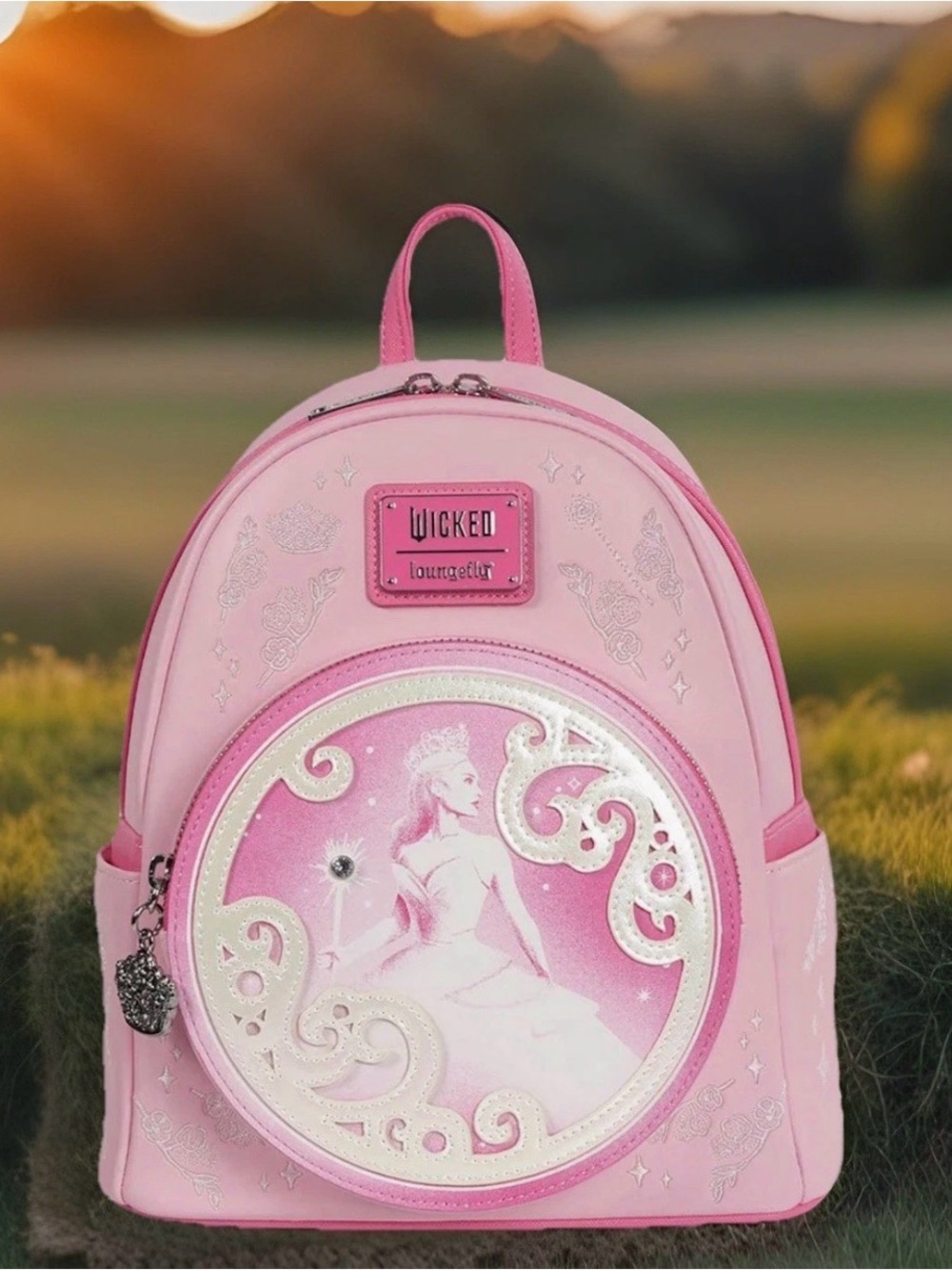 NEW Wicked GLINDA Pink Backpack Entertainment Earth Exclusive LE Oz Loungefly